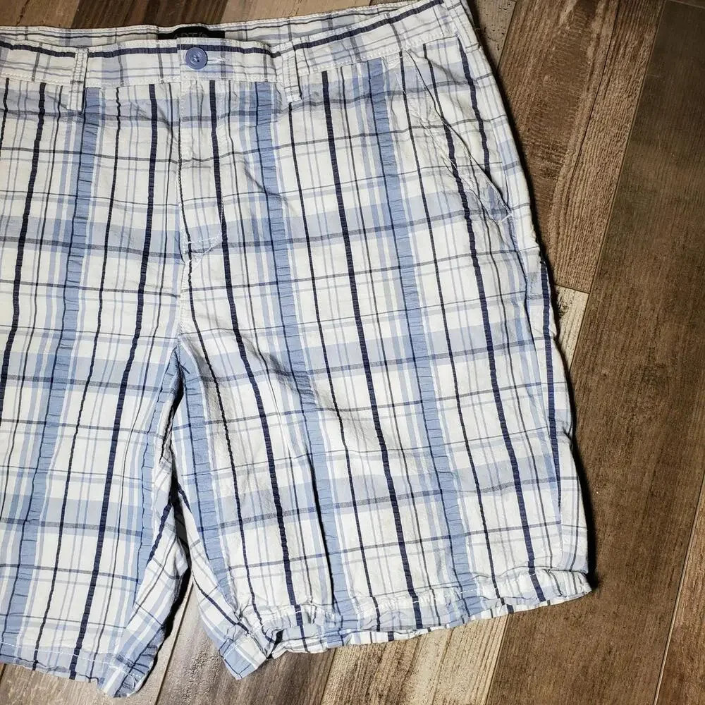 Apt. 9 Men's 100% Cotton Casual Blue and White Plaid Shorts Size 40 - Picture 12 of 12